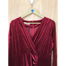 Load image into Gallery viewer, Ababalaya Long Sleeve Velvet Cocktail Dress- Burgundy- XXL- NWT
